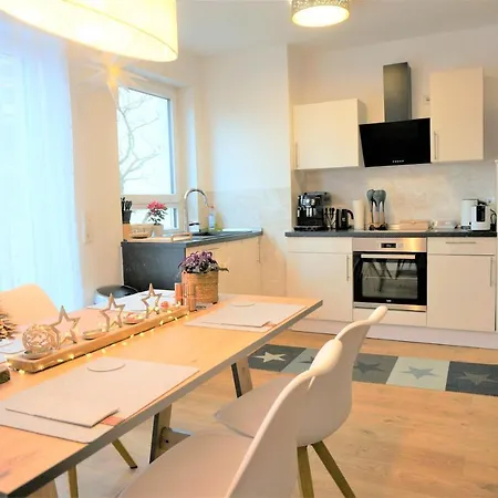 Lägenhet Mein Apartment, Stars Mit Balkon Und Klima Fuer Bis Zu 4 Personen