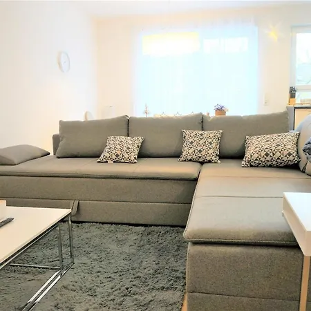 Mein Apartment, Stars Mit Balkon Und Klima Fuer Bis Zu 4 Personen * Frankenthal (Rhineland-Palatinate)