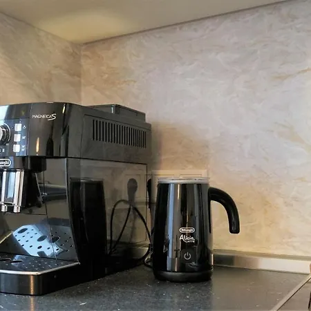 Mein Apartment, Stars Mit Balkon Und Klima Fuer Bis Zu 4 Personen Appartement