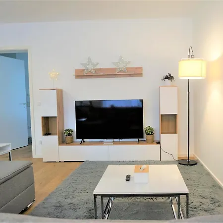 Mein Apartment, Stars Mit Balkon Und Klima Fuer Bis Zu 4 Personen * Frankenthal (Rhineland-Palatinate)