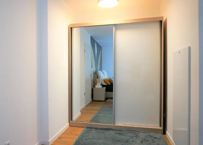 Mein Apartment, Stars Mit Balkon Und Klima Fuer Bis Zu 4 Personen 프랑켄탈