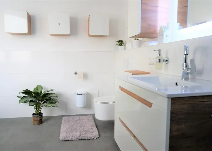 Mein Apartment, Stars Mit Balkon Und Klima Fuer Bis Zu 4 Personen Apartment